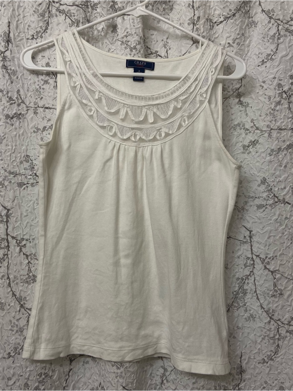 Chaps White Lace Yoke Sleeveless Tank Size small